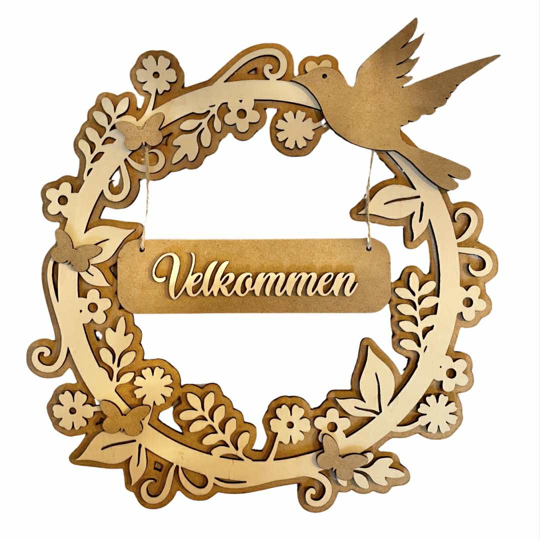 Velkommen-skilt i tre med fugl og blomster